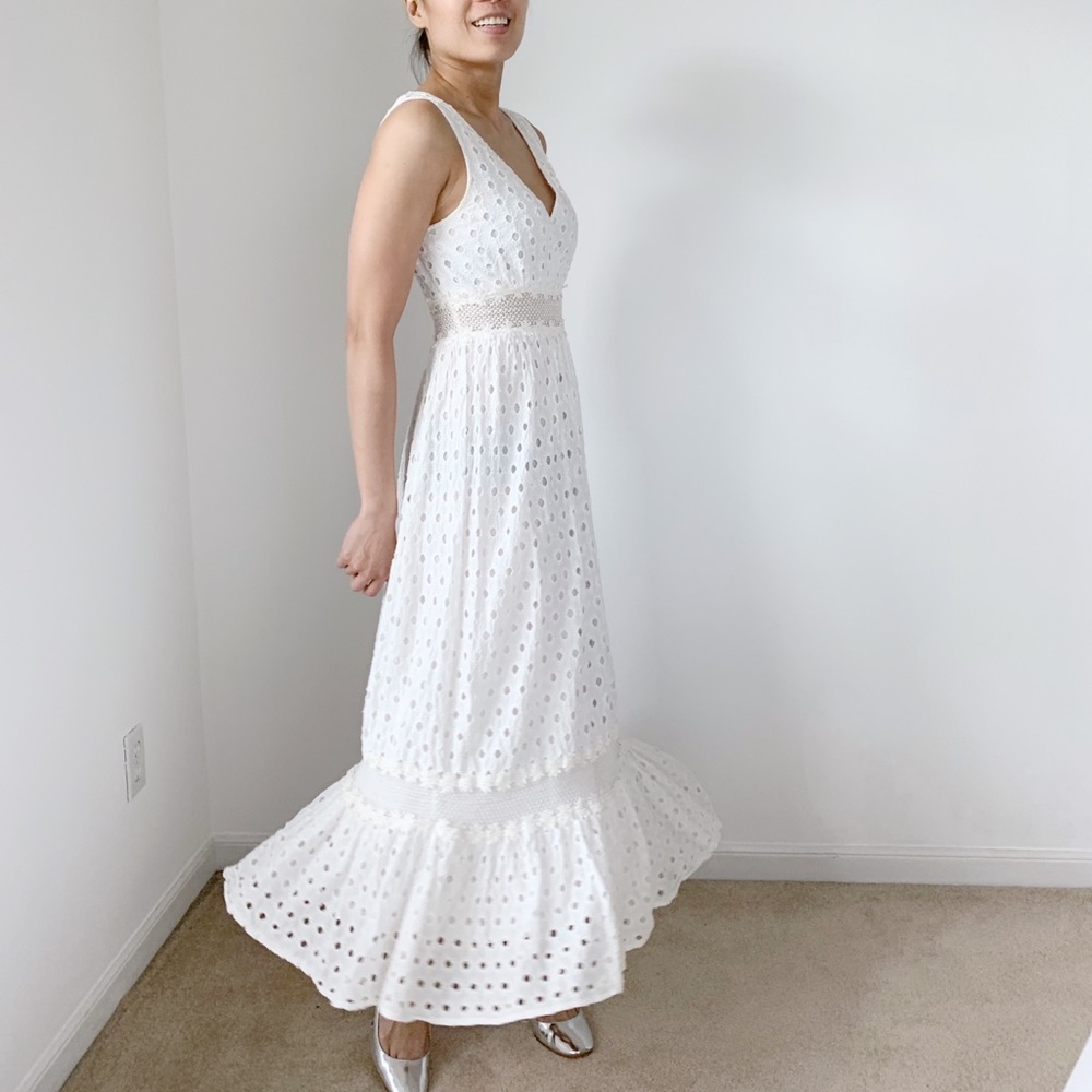 LOVELY White Crocheted Eyelet Dress - Picture 5 of 6